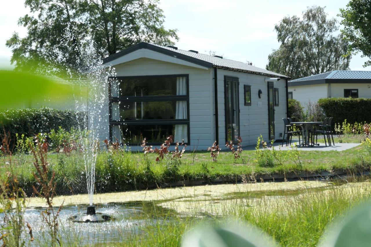 Europarcs De Biesbosch Hotell Willemsdorp Rum bild