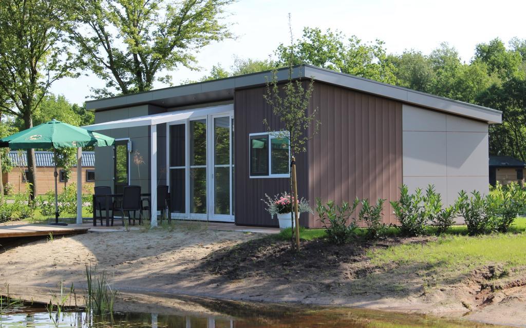 Europarcs De Biesbosch Hotell Willemsdorp Exteriör bild