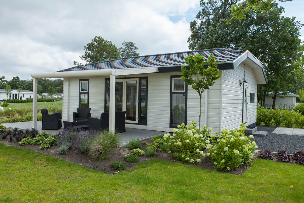 Europarcs De Biesbosch Hotell Willemsdorp Exteriör bild