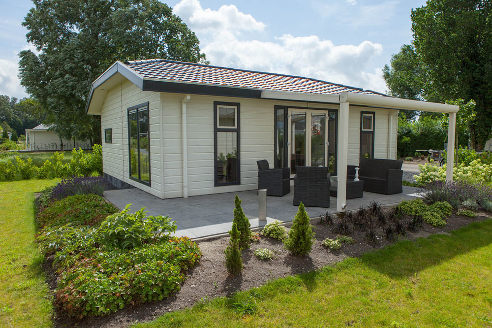 Europarcs De Biesbosch Hotell Willemsdorp Exteriör bild