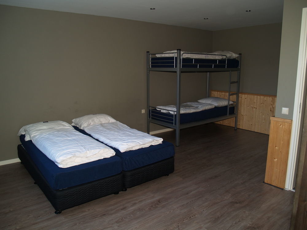 Europarcs De Biesbosch Hotell Willemsdorp Exteriör bild