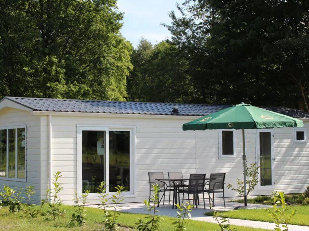 Europarcs De Biesbosch Hotell Willemsdorp Exteriör bild